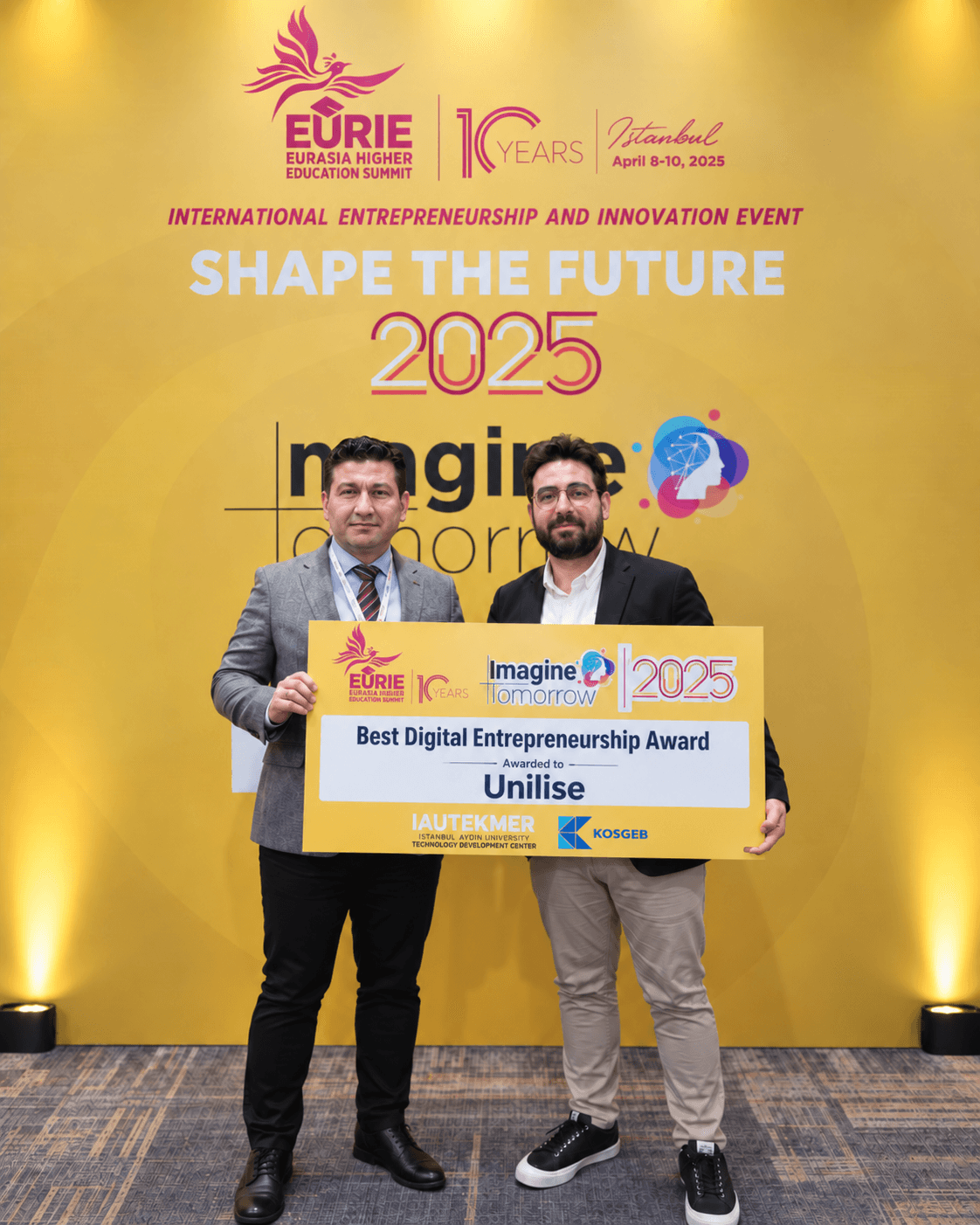 Unilise receiving the Best Digital Entrepreneurship Award at Imagine Tomorrow 2025